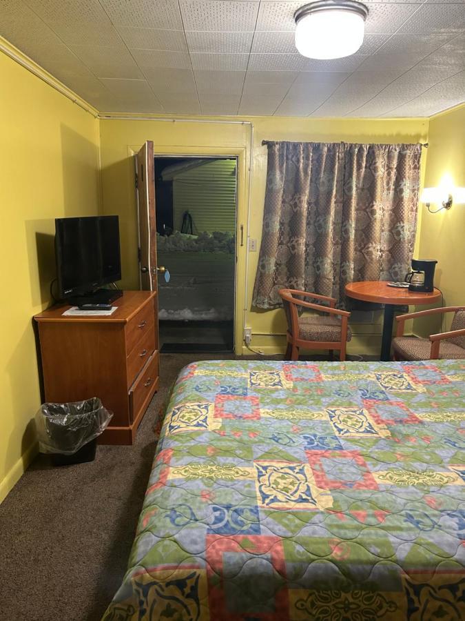 Budget Inn Motel Chemult Eksteriør billede